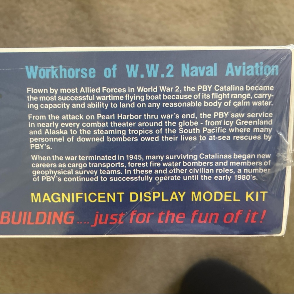 Catalina PBY-5a Amphibious Flying Boat Model Kit - New- Sealed - Picture 8 of 10